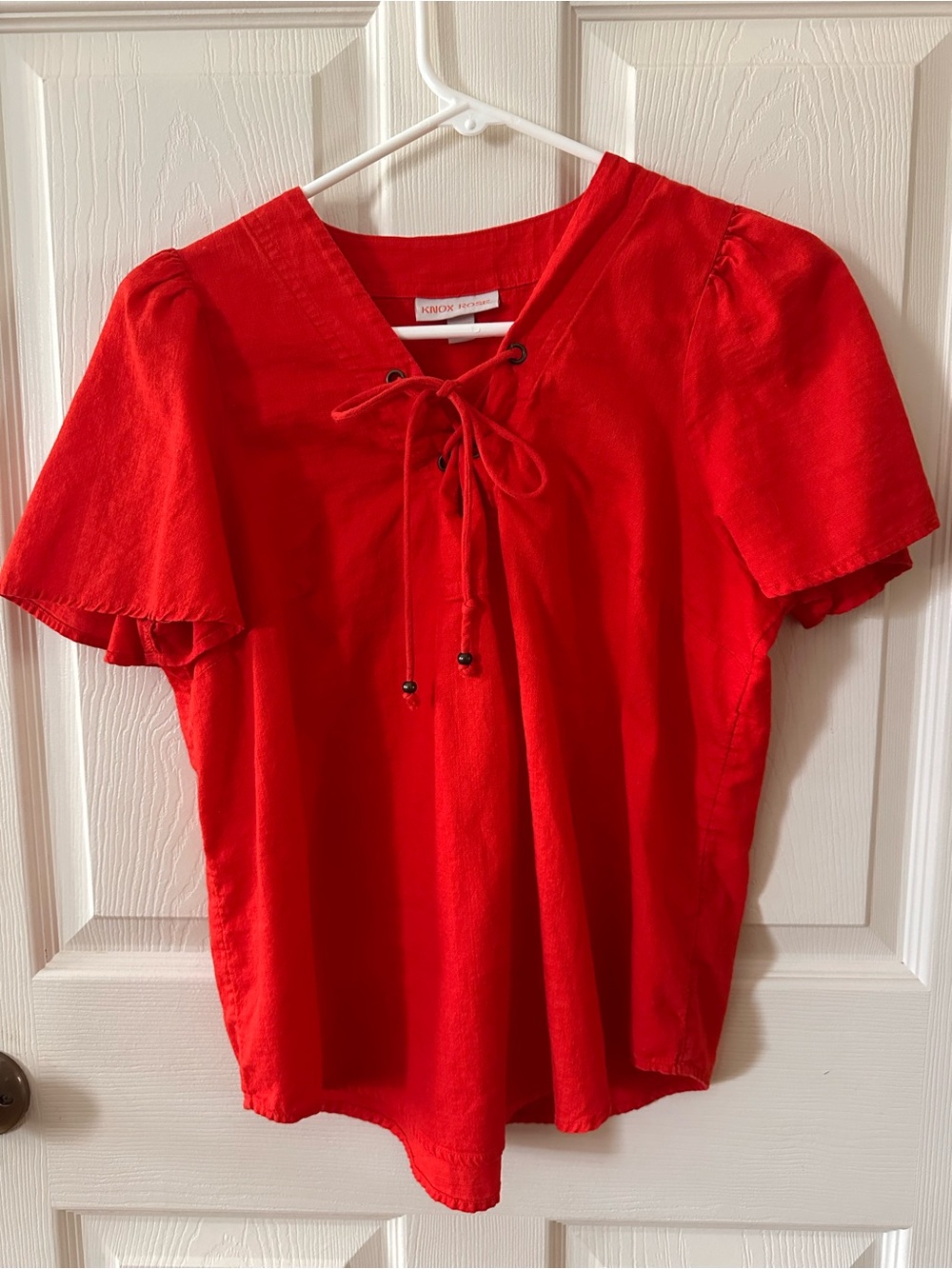 Knox Rose Bright Red Lace-Up V-Neck Flutter Sleeve Top